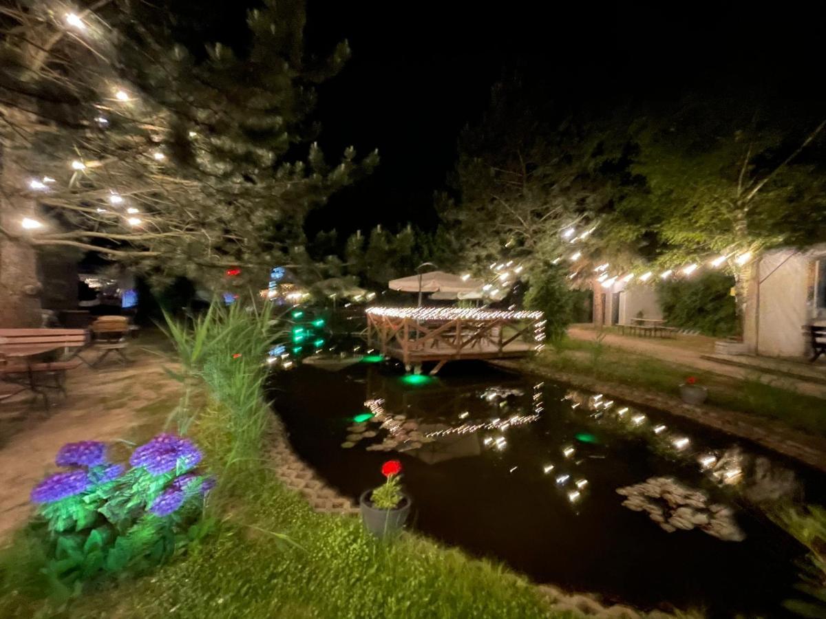 花园酒店 Oleśnica 外观 照片